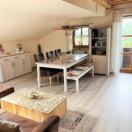 Apartment In Rassreuth Mit Gemeinsamem Pool By Interhome
